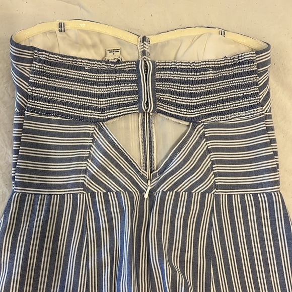 Jumpsuit - Picture 3 of 4